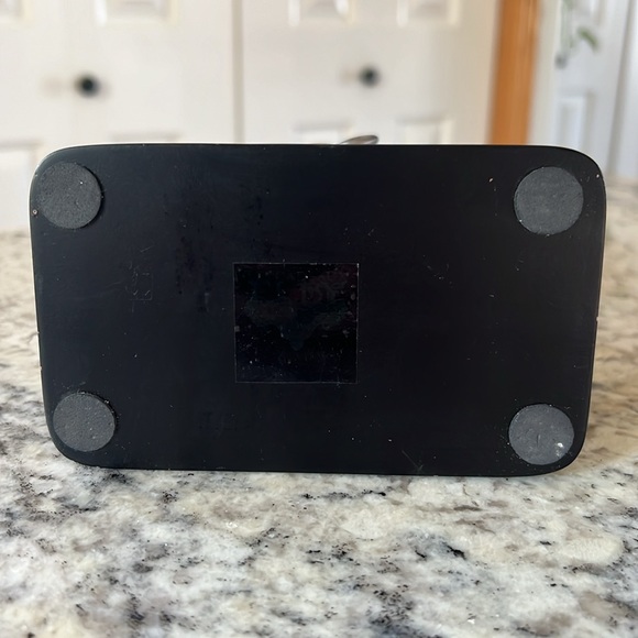 Vintage Dolphin Ring Statue Decor - Picture 12 of 12